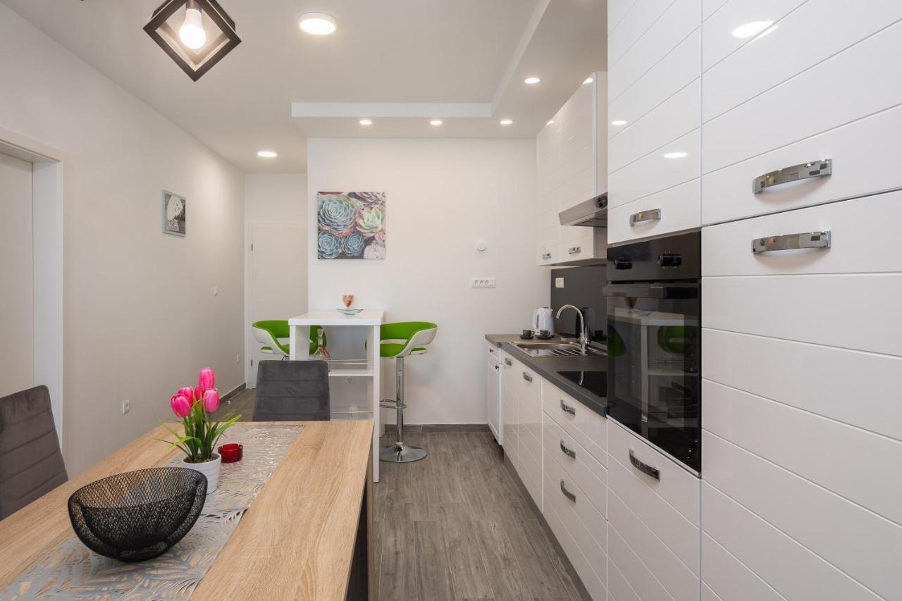 Apartmán Seaside Deluxe Jesenice  Exteriér fotografie